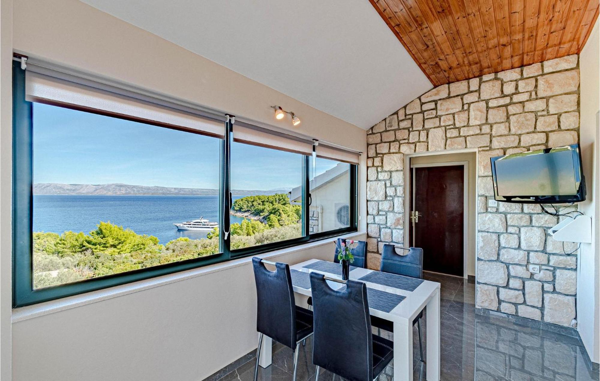 Nice Home In Tankaraca With House Sea View Вела-Лука Экстерьер фото