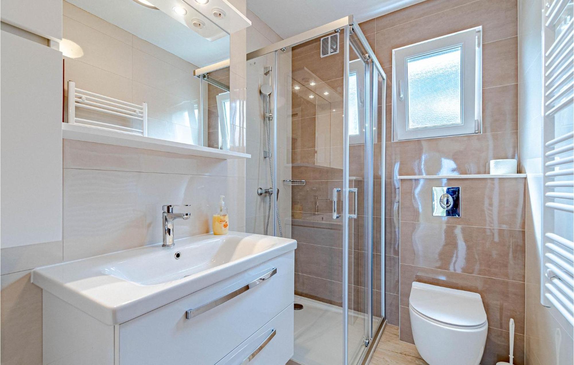 Nice Home In Tankaraca With House Sea View Вела-Лука Экстерьер фото