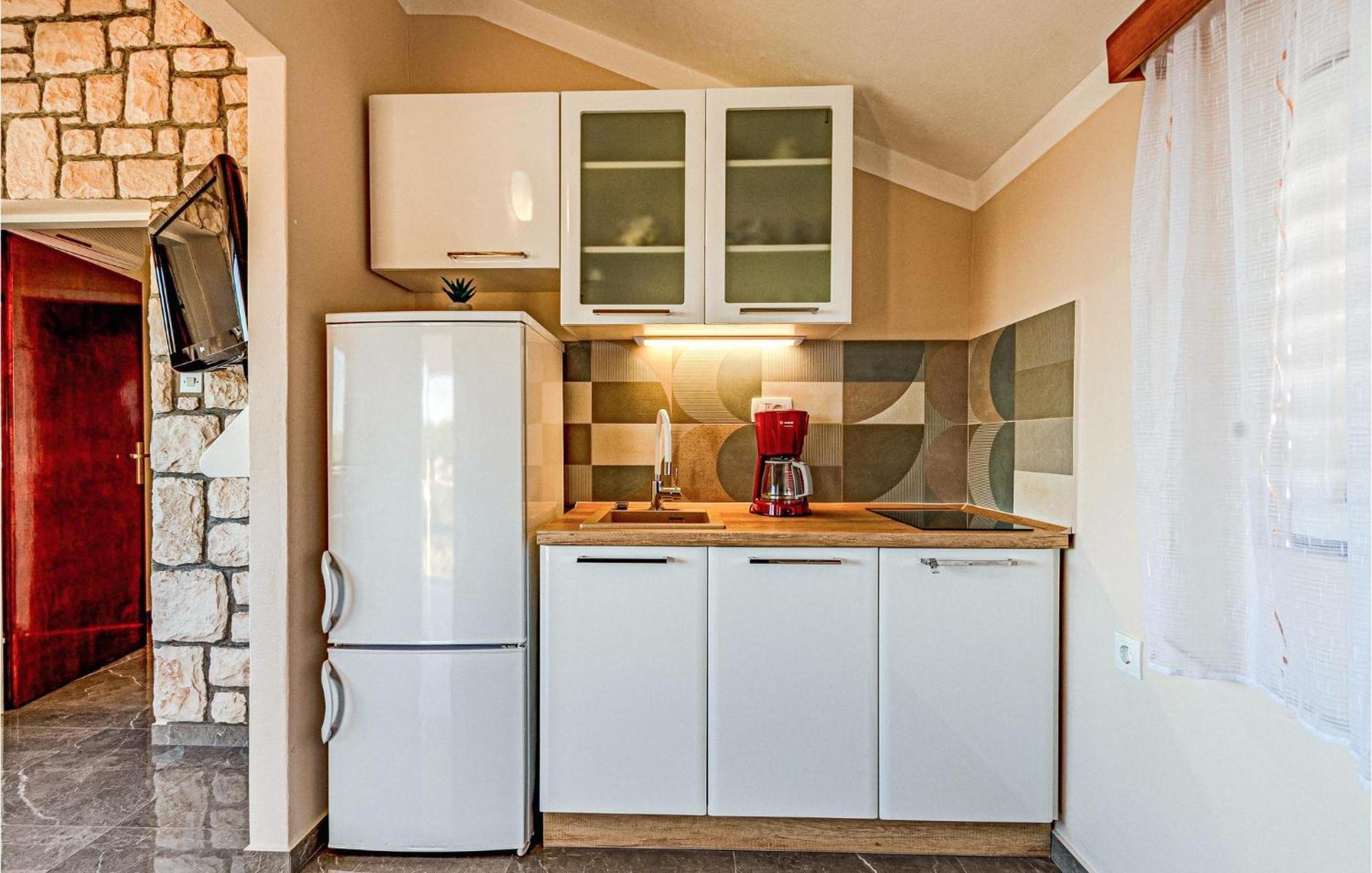 Nice Home In Tankaraca With House Sea View Вела-Лука Экстерьер фото