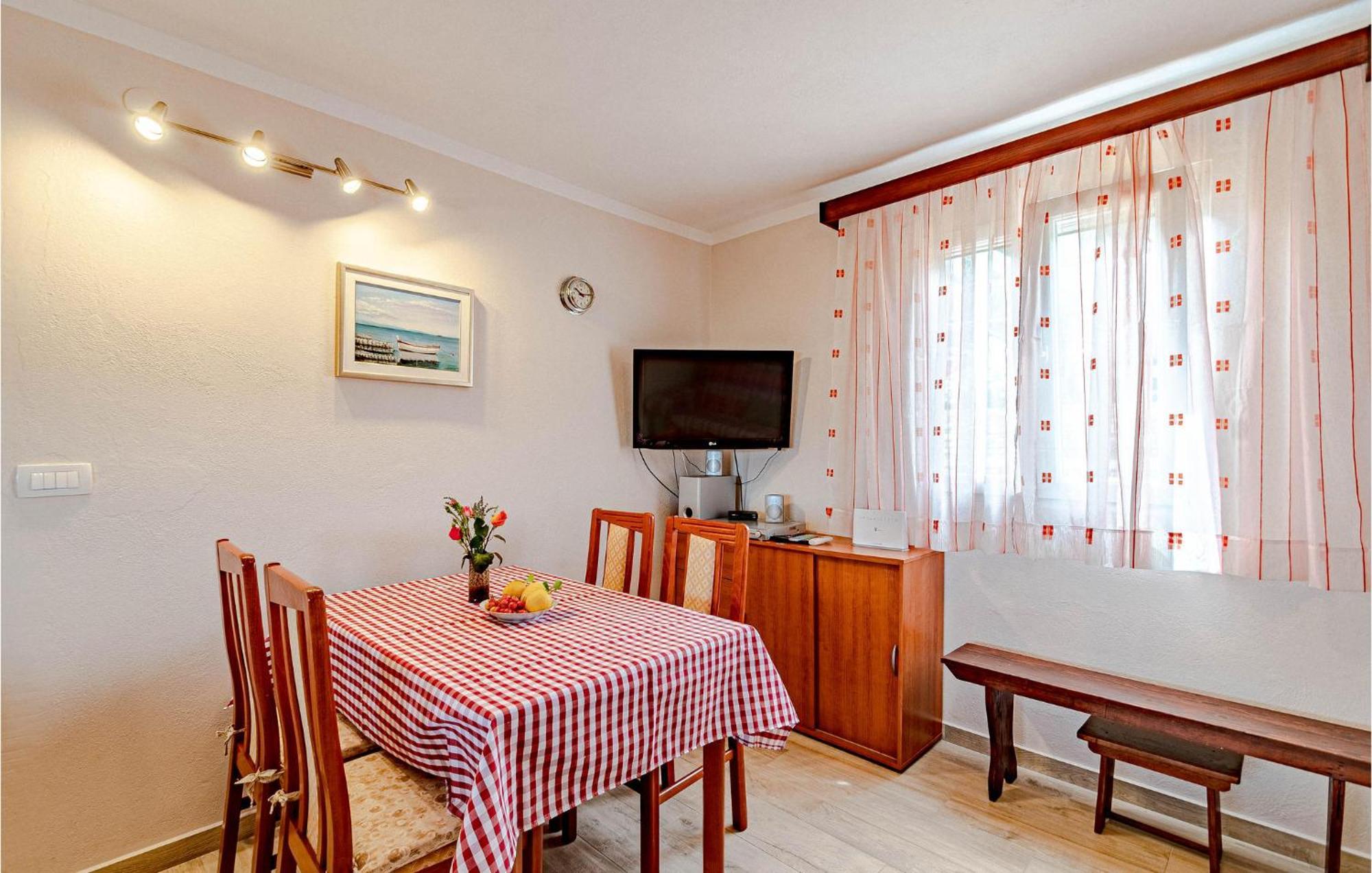 Nice Home In Tankaraca With House Sea View Вела-Лука Экстерьер фото