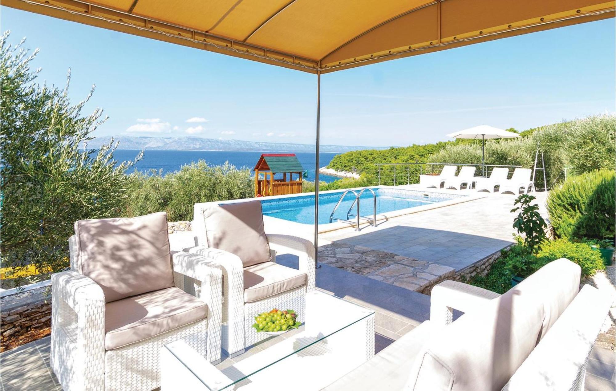 Nice Home In Tankaraca With House Sea View Вела-Лука Экстерьер фото